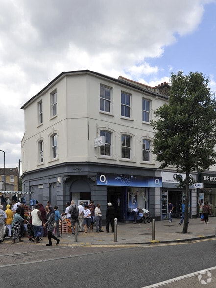 81-83 High Rd, London for sale - Primary Photo - Image 1 of 9