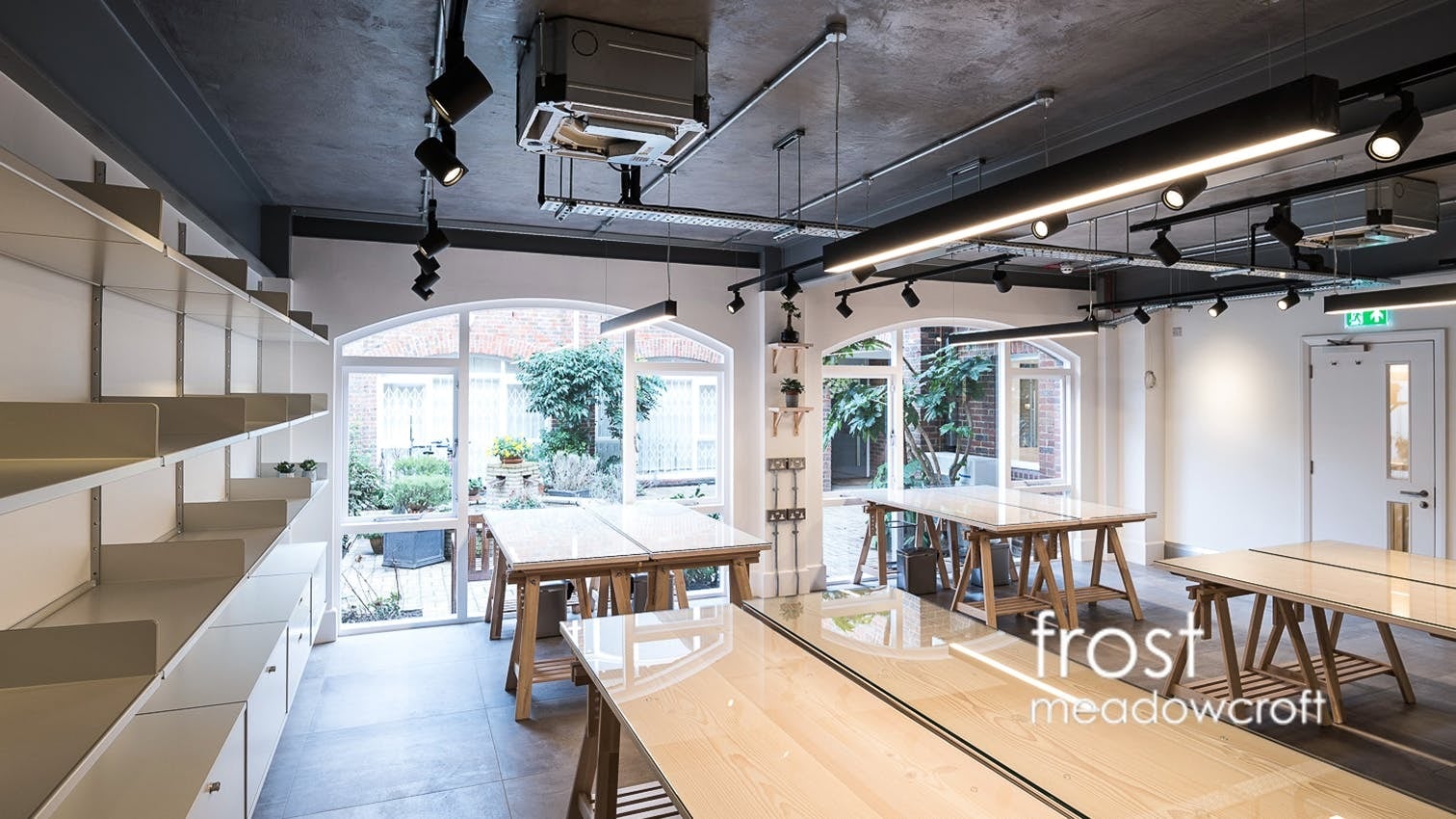 2 Bramber Rd, London to rent Interior Photo- Image 1 of 5