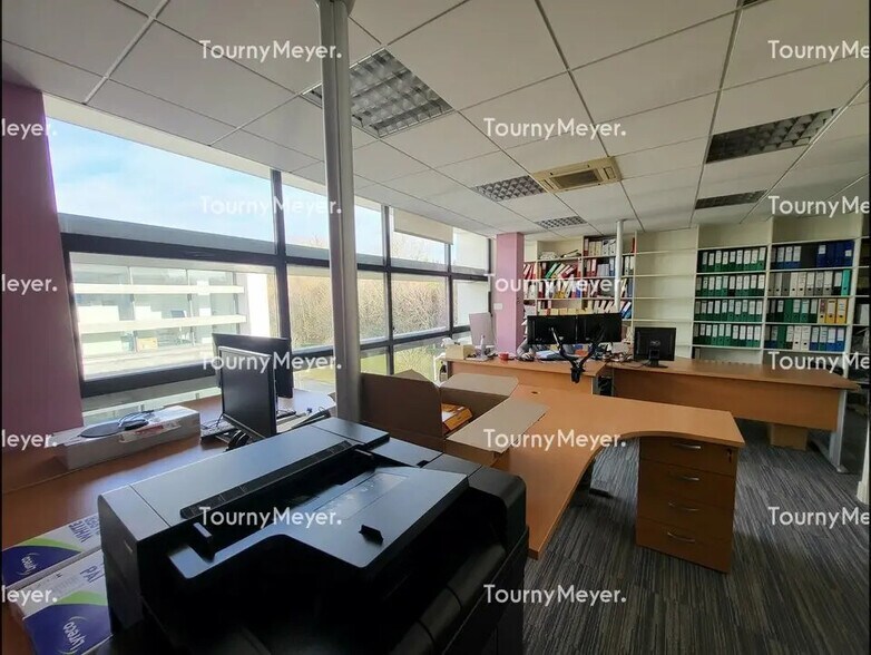 Office in Bayonne to rent - Interior Photo - Image 3 of 7