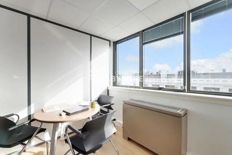Office in Boulogne-Billancourt to rent - Interior Photo - Image 2 of 13