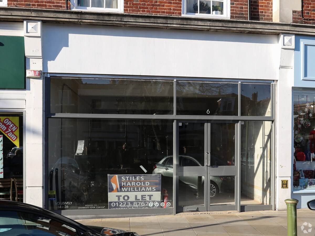 Carfax, Horsham RH12 1DR Sterling Buildings UK