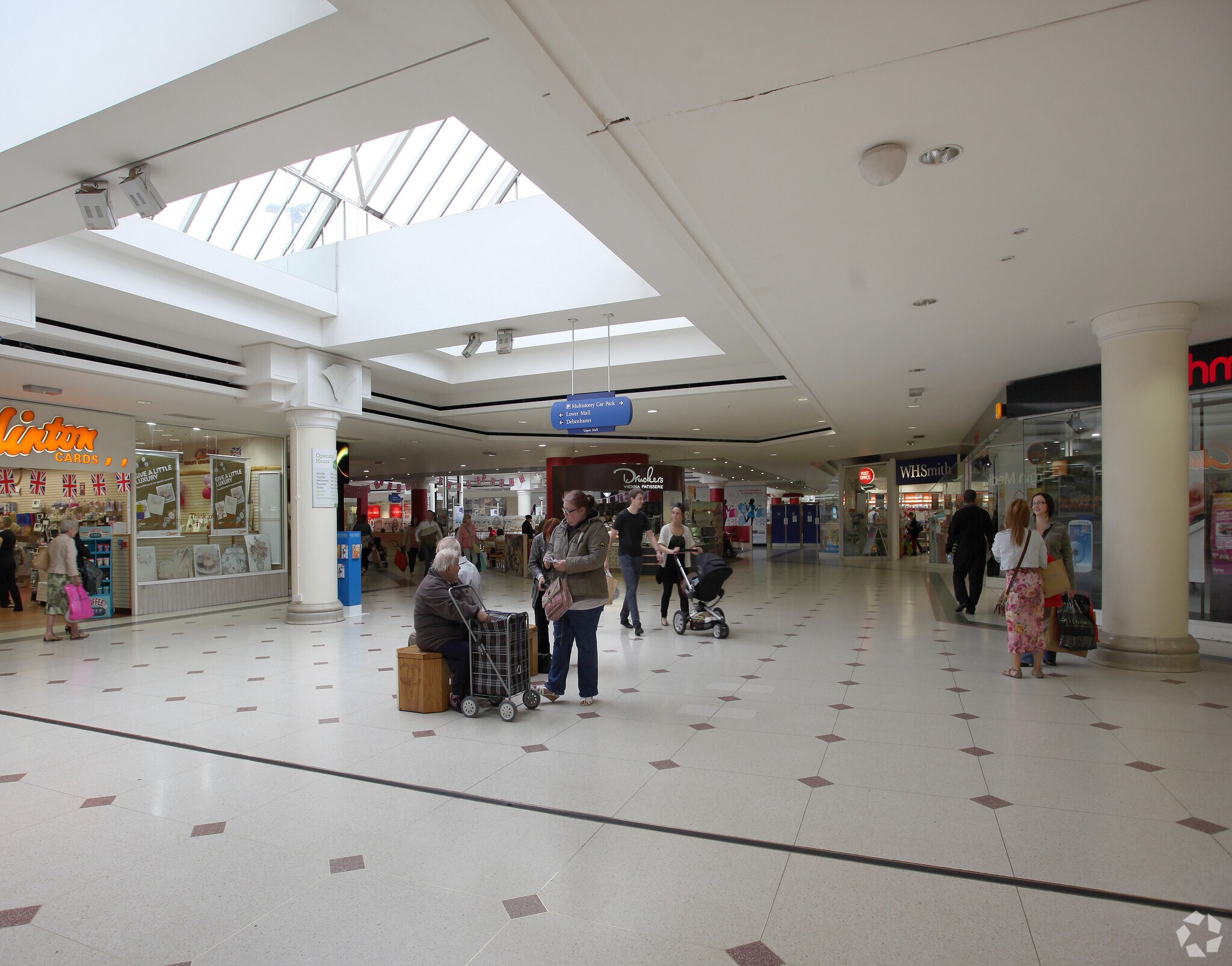 Quadrant Rd, Stoke On Trent for sale Interior Photo- Image 1 of 1