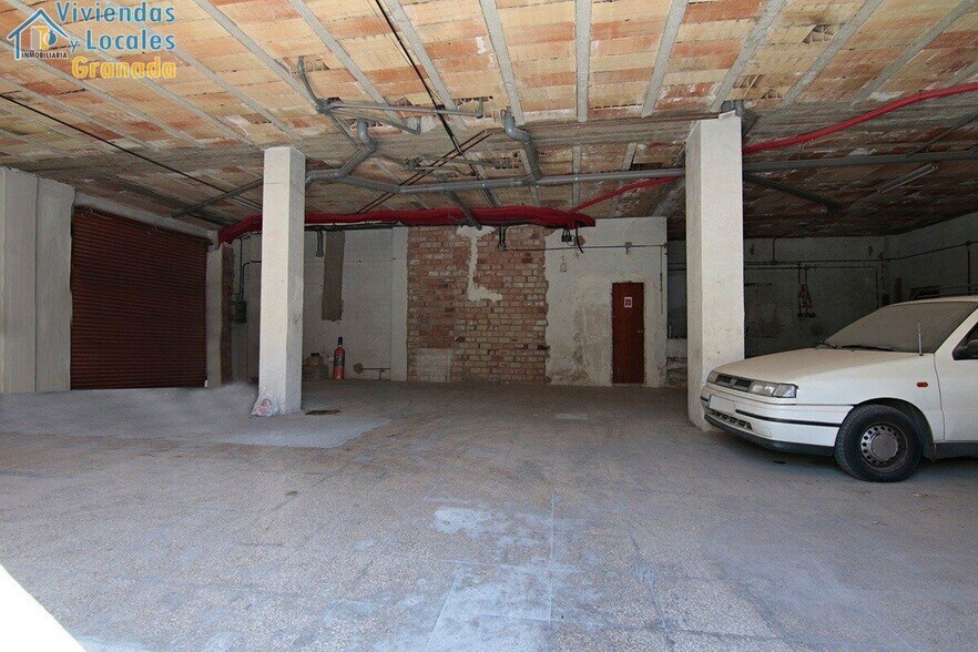 Retail in Las Gabias for sale - Interior Photo - Image 3 of 12