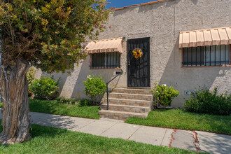 2317 Hyde Park Blvd, Los Angeles, CA for sale Building Photo- Image 1 of 1