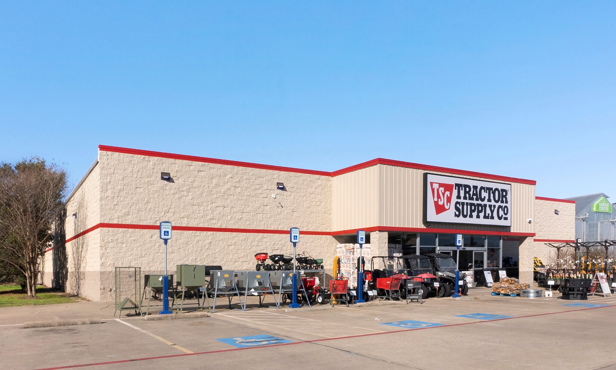 2020 Interstate 10 W, Orange, TX for sale Building Photo- Image 1 of 1