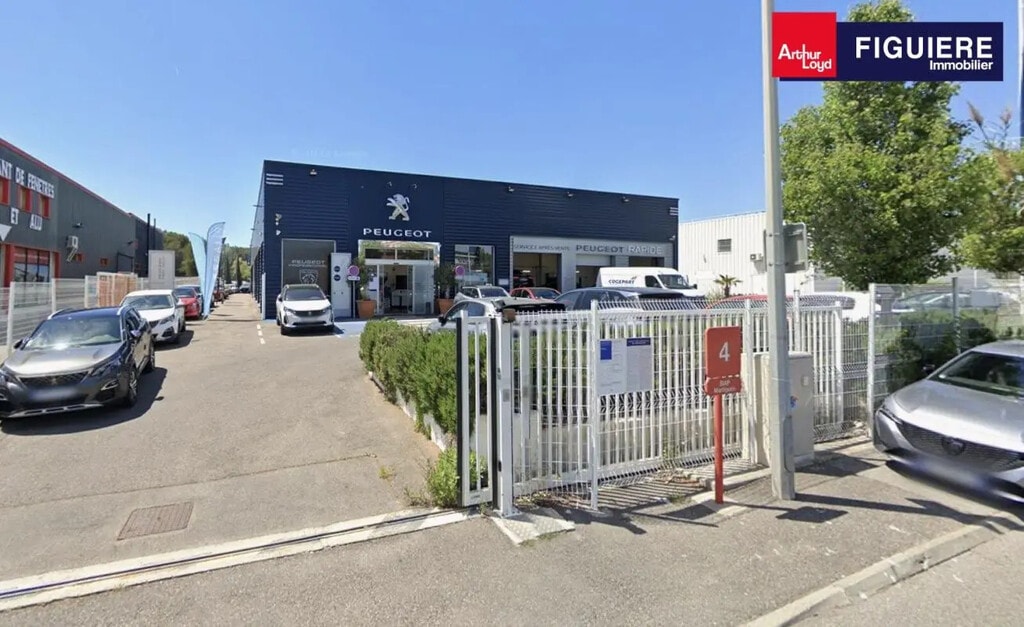 Location Local d'activités 997 m² - Photo 1
