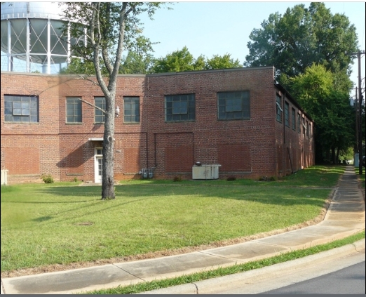 411 N Park Ave, Burlington, NC for rent - Primary Photo - Image 1 of 6