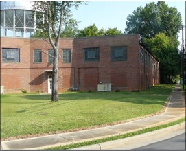 411 N Park Ave, Burlington, NC for rent Primary Photo- Image 1 of 7