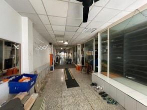 Retail in Badalona, Barcelona to rent Interior Photo- Image 2 of 5