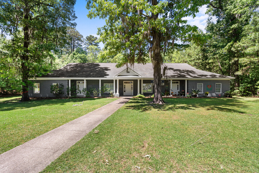 1481 Dean Forest Rd, Savannah, GA for rent - Building Photo - Image 1 of 21