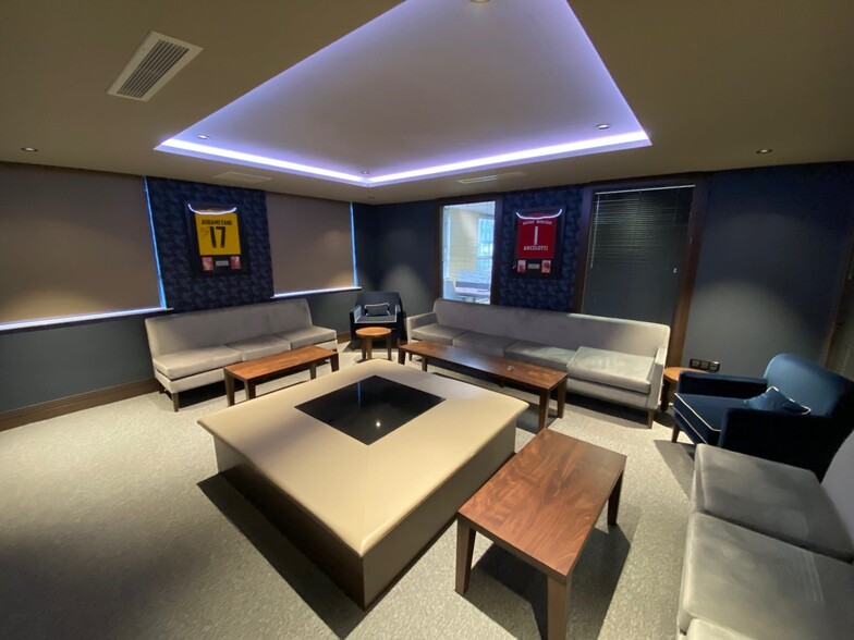 10 Ridley Pl, Newcastle Upon Tyne to rent - Interior Photo - Image 3 of 5