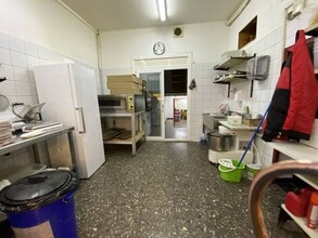 Retail in Barcelona, Barcelona to rent Interior Photo- Image 2 of 7