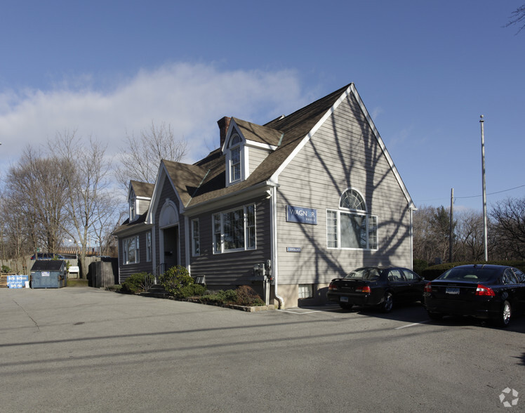 101 Noroton Ave, Darien, CT for rent - Building Photo - Image 1 of 2