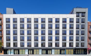 83-07 Queens Boulevard, Elmhurst, NY to rent Interior Photo- Image 1 of 2