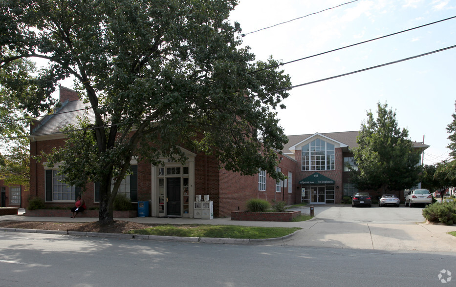 505 W Franklin St, Chapel Hill, NC for sale - Primary Photo - Image 1 of 1