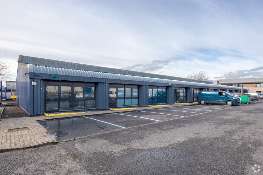 Newhouse Rd, Grangemouth to rent - Building Photo - Image 3 of 6