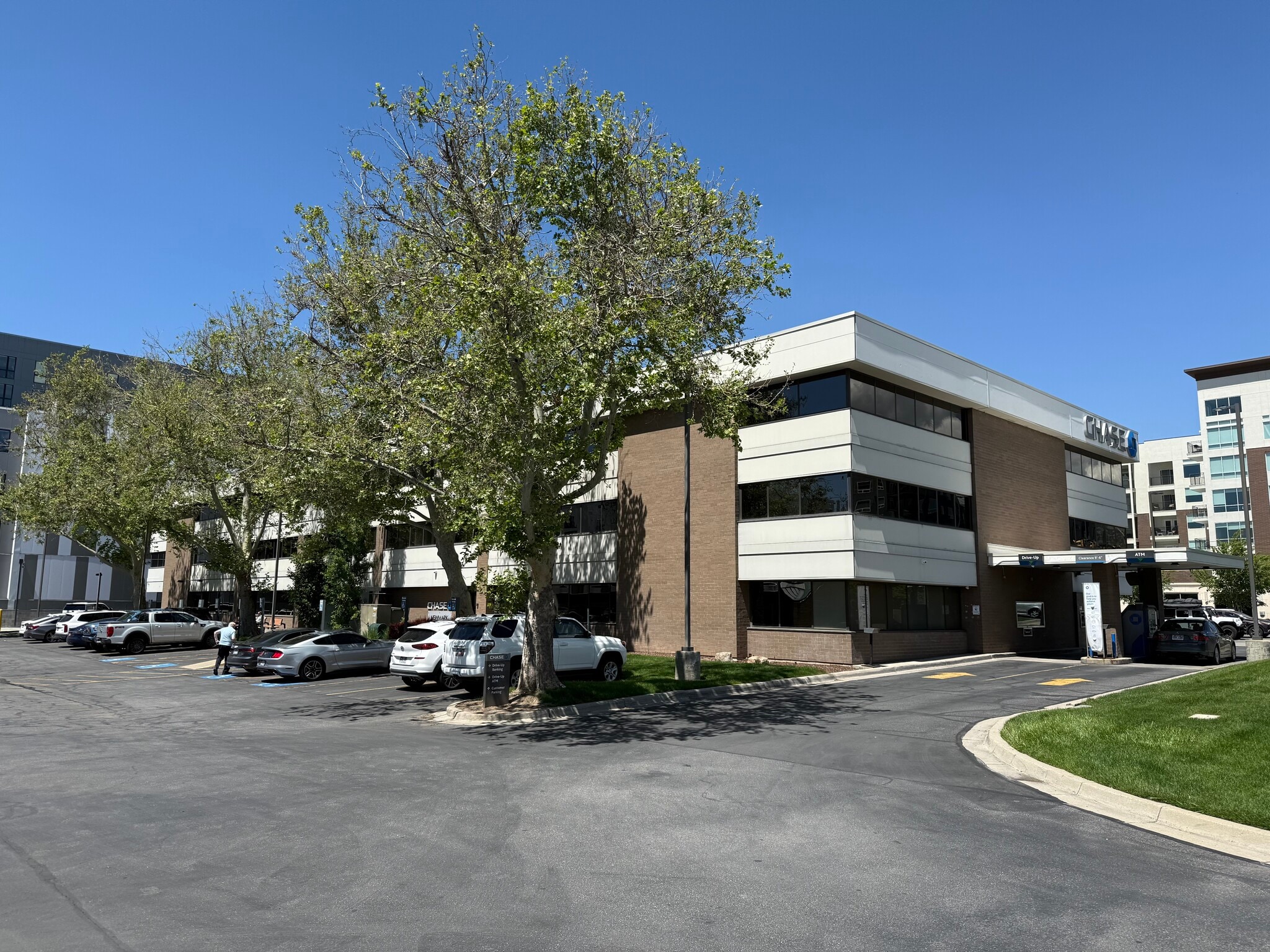376 E 400 S, Salt Lake City, UT to rent Building Photo- Image 1 of 14
