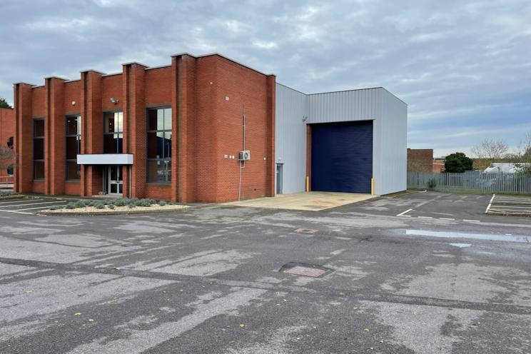 Kennetside, Newbury for sale - Building Photo - Image 1 of 1