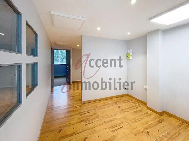 Retail in Cavaillon for sale - Interior Photo - Image 3 of 7