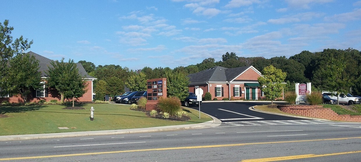 3417 Canton Rd, Marietta, GA for sale Building Photo- Image 1 of 1