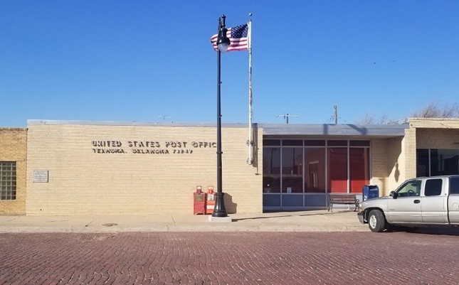 114 S 2nd St, Texhoma, OK for sale - Primary Photo - Image 1 of 1