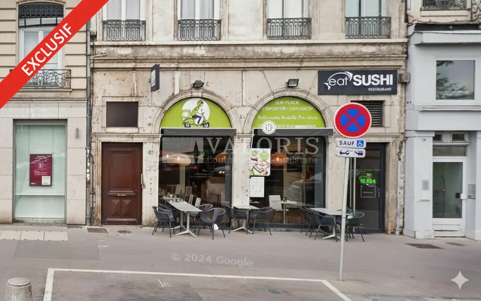 Retail in Lyon to rent Building Photo- Image 1 of 6