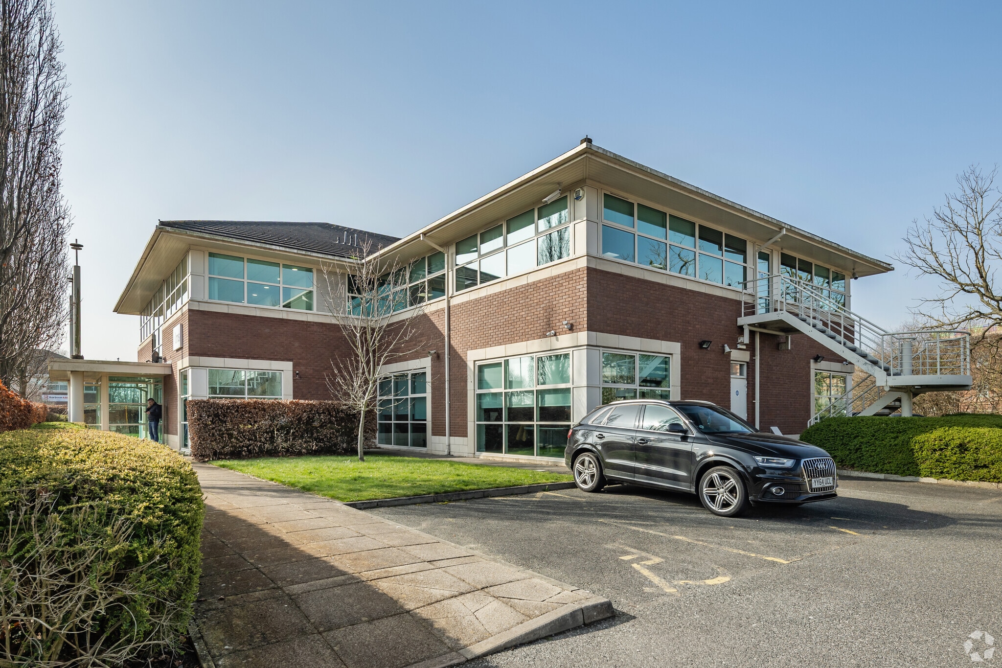 Lloyd Dr, Ellesmere Port for sale Primary Photo- Image 1 of 1