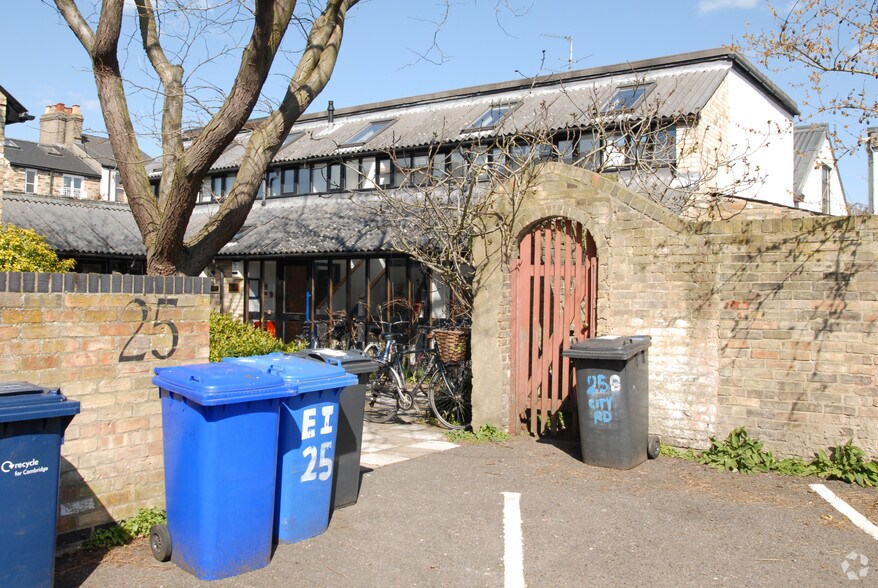 25 City Rd, Cambridge to rent - Building Photo - Image 2 of 4