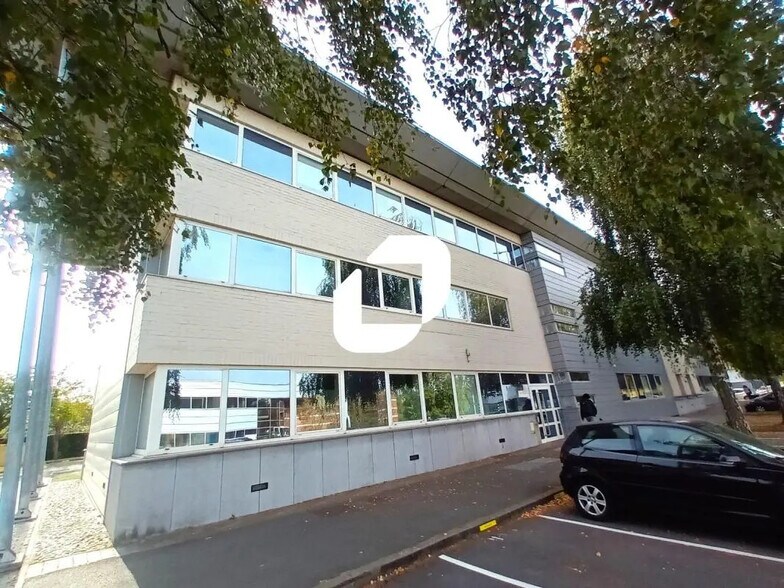 Office in Loos to rent - Building Photo - Image 1 of 7