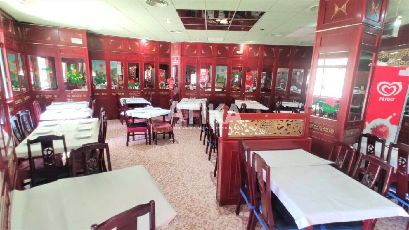 Retail in Ontinyent, Valencia to rent Interior Photo- Image 1 of 15