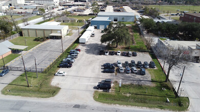 1136 Sheldon Rd, Channelview, TX for rent Building Photo- Image 1 of 2