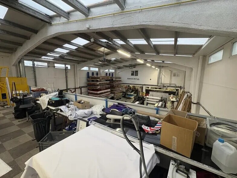 Industrial in Argenteuil to rent - Interior Photo - Image 3 of 6