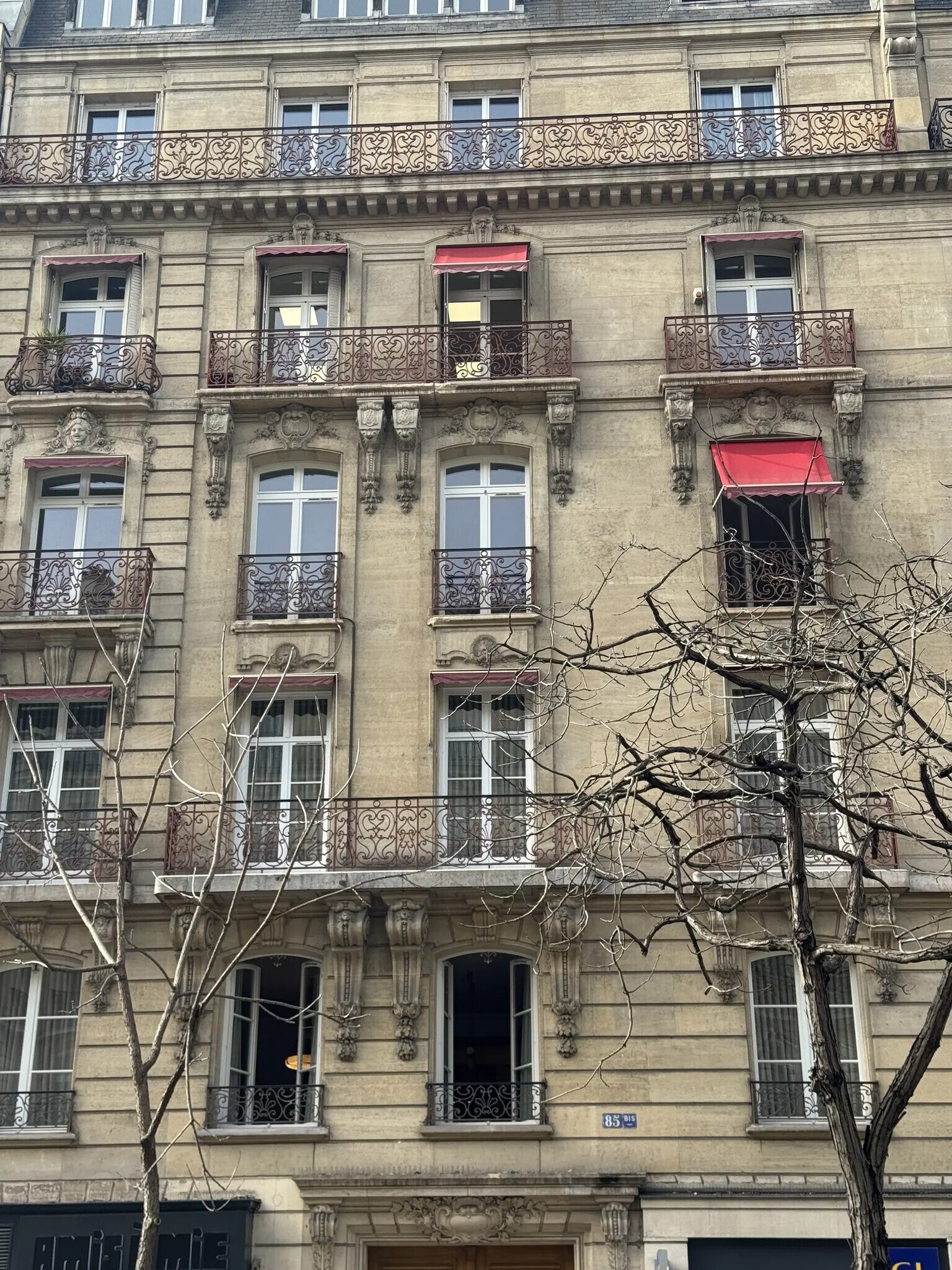 Build-to-Rent in Paris for sale Building Photo- Image 1 of 8