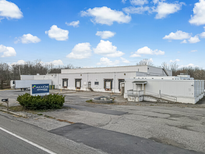 1560 S Delaware Dr, Mount Bethel, PA for sale - Building Photo - Image 1 of 21