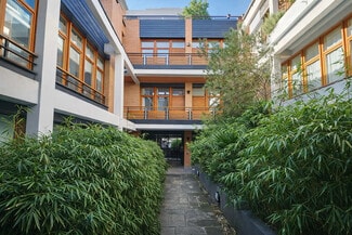 More details for 250 Avenue Du Président Wilson, Saint-Denis - Office for Sale