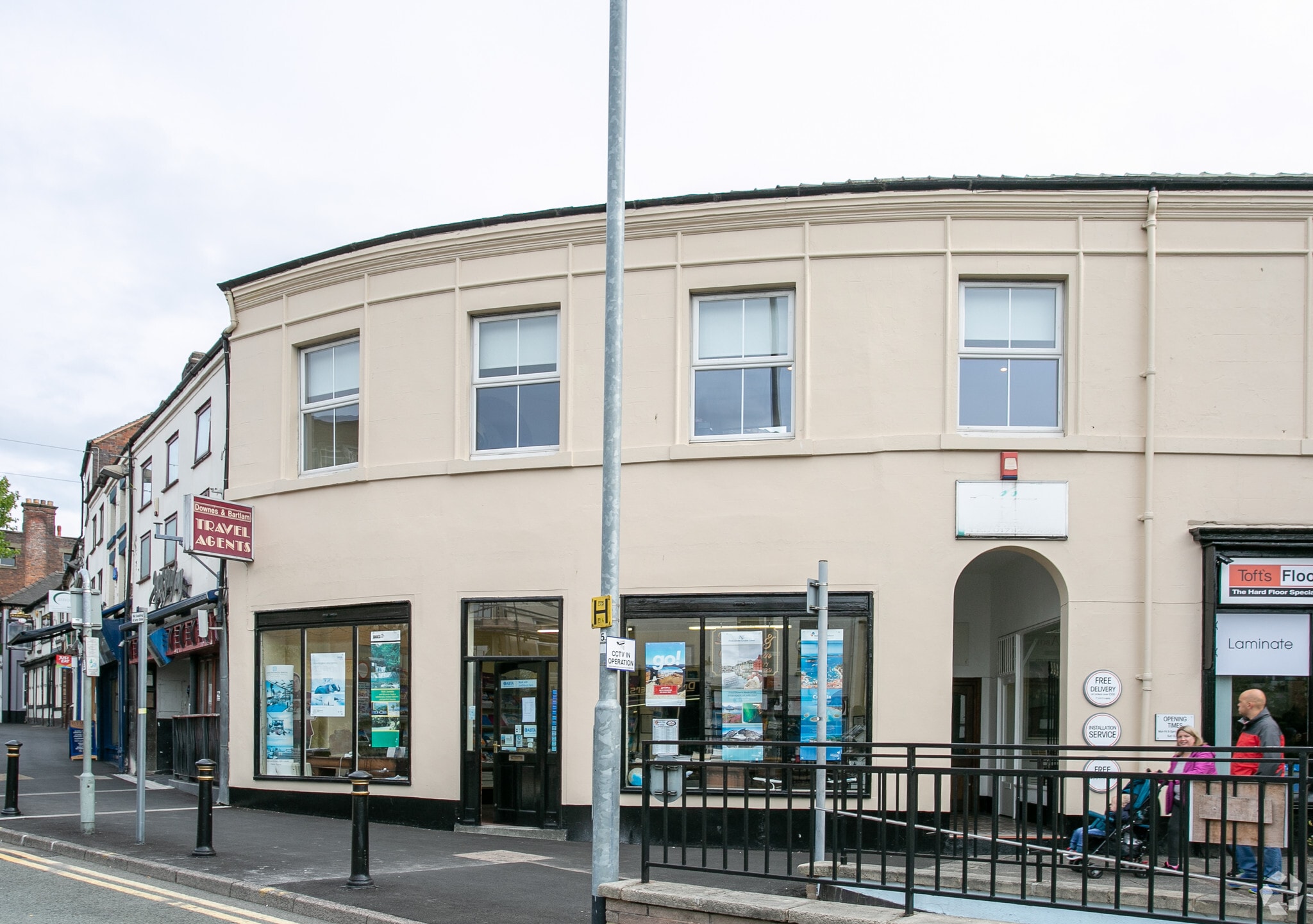 117-119 High St, Newcastle to rent Primary Photo- Image 1 of 2