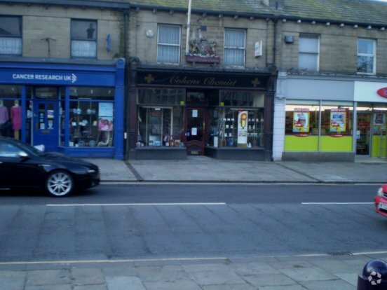 7 High St W, Glossop for sale Primary Photo- Image 1 of 1