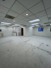 11600 Wilshire Blvd, Los Angeles, CA for rent Building Photo- Image 2 of 3