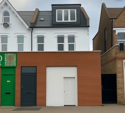 66 Turnpike Ln, London to rent - Primary Photo - Image 1 of 3