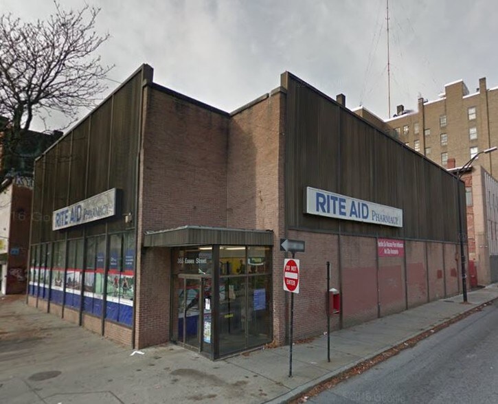 365 Essex St, Lawrence 01840 UK