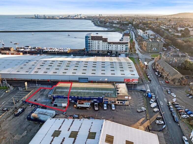 62 West Harbour Rd, Edinburgh to rent - Building Photo - Image 1 of 11