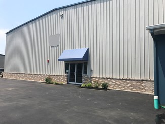 More details for 143 Pine Aire Dr, Bay Shore, NY - Industrial for Rent