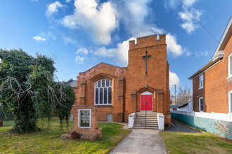 927 Broadway, Fountain Hill, PA for sale Primary Photo- Image 1 of 37