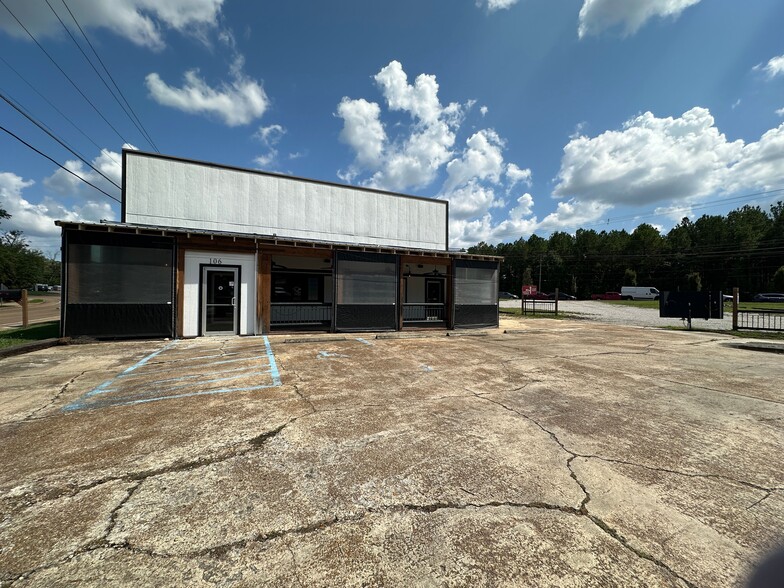 106 Avenue of Patriots St, Starkville, MS for sale - Primary Photo - Image 1 of 22