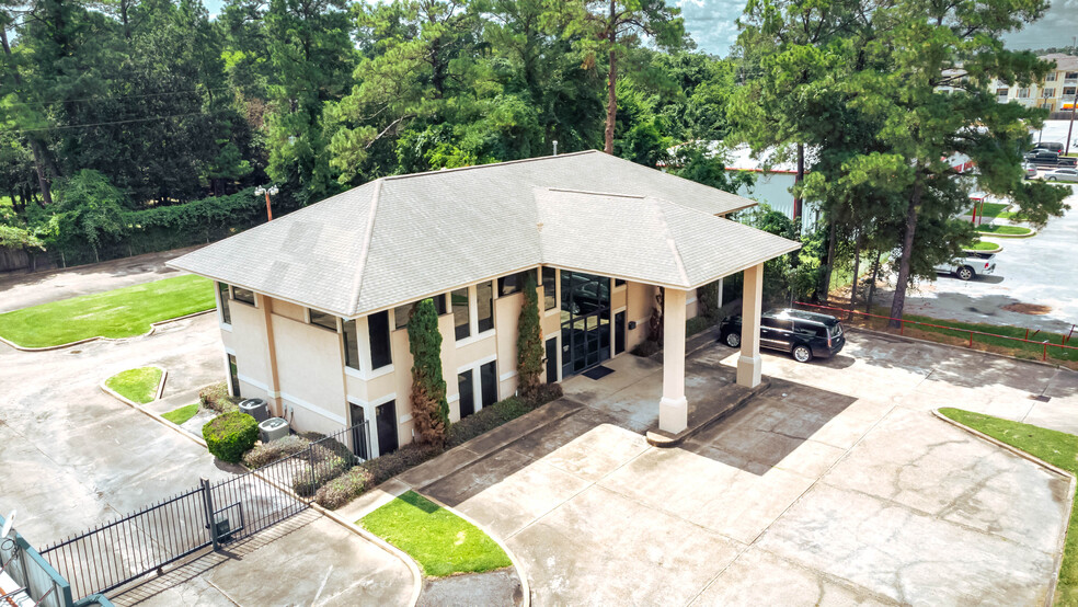 11731 Jones Rd, Houston, TX for sale - Building Photo - Image 3 of 6