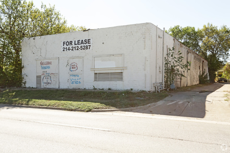 1223 S Industrial Blvd, Dallas, TX for rent - Primary Photo - Image 1 of 4