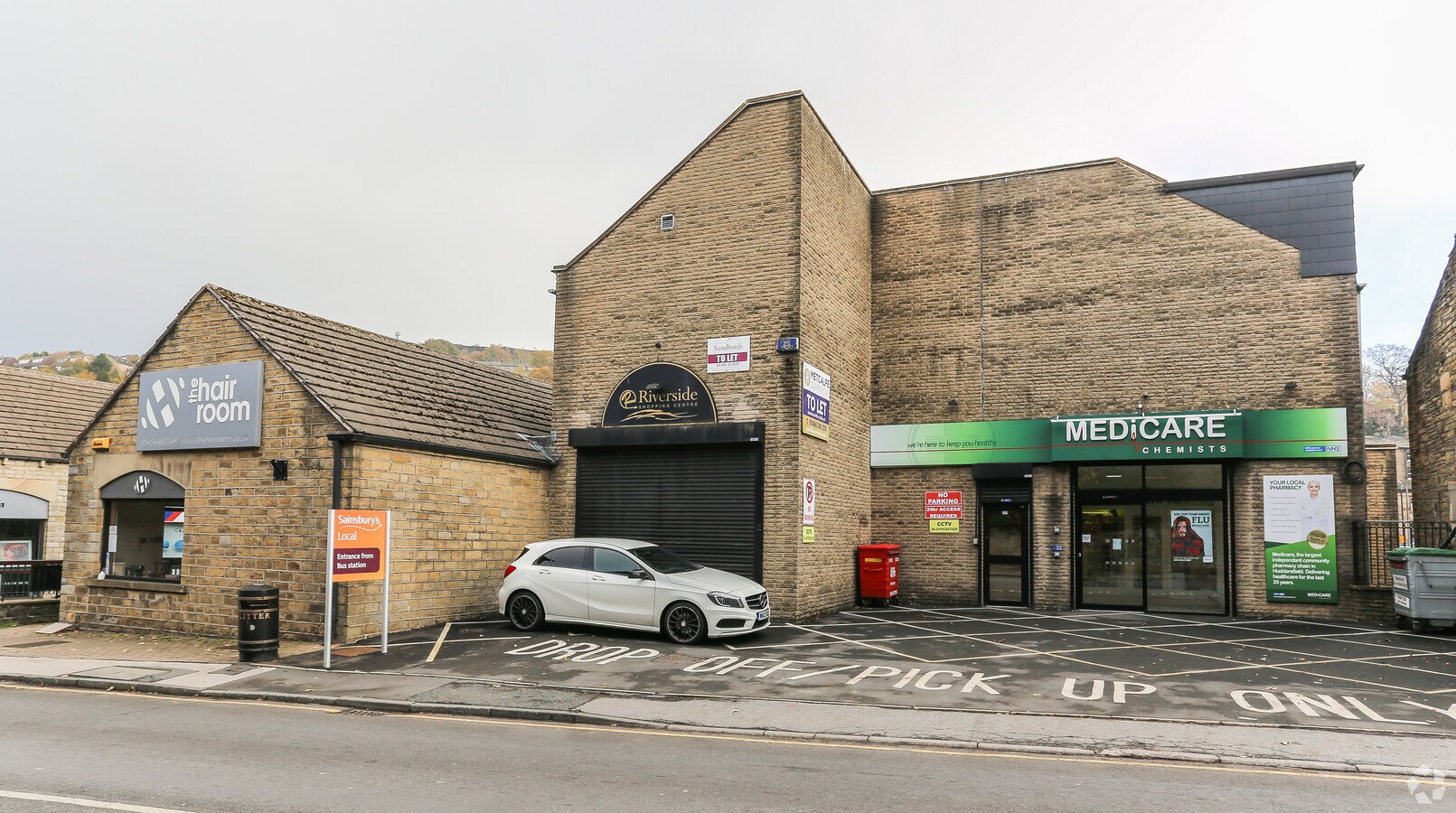 Huddersfield Rd, Holmfirth, HD9 3AZ Riverside Shopping Centre