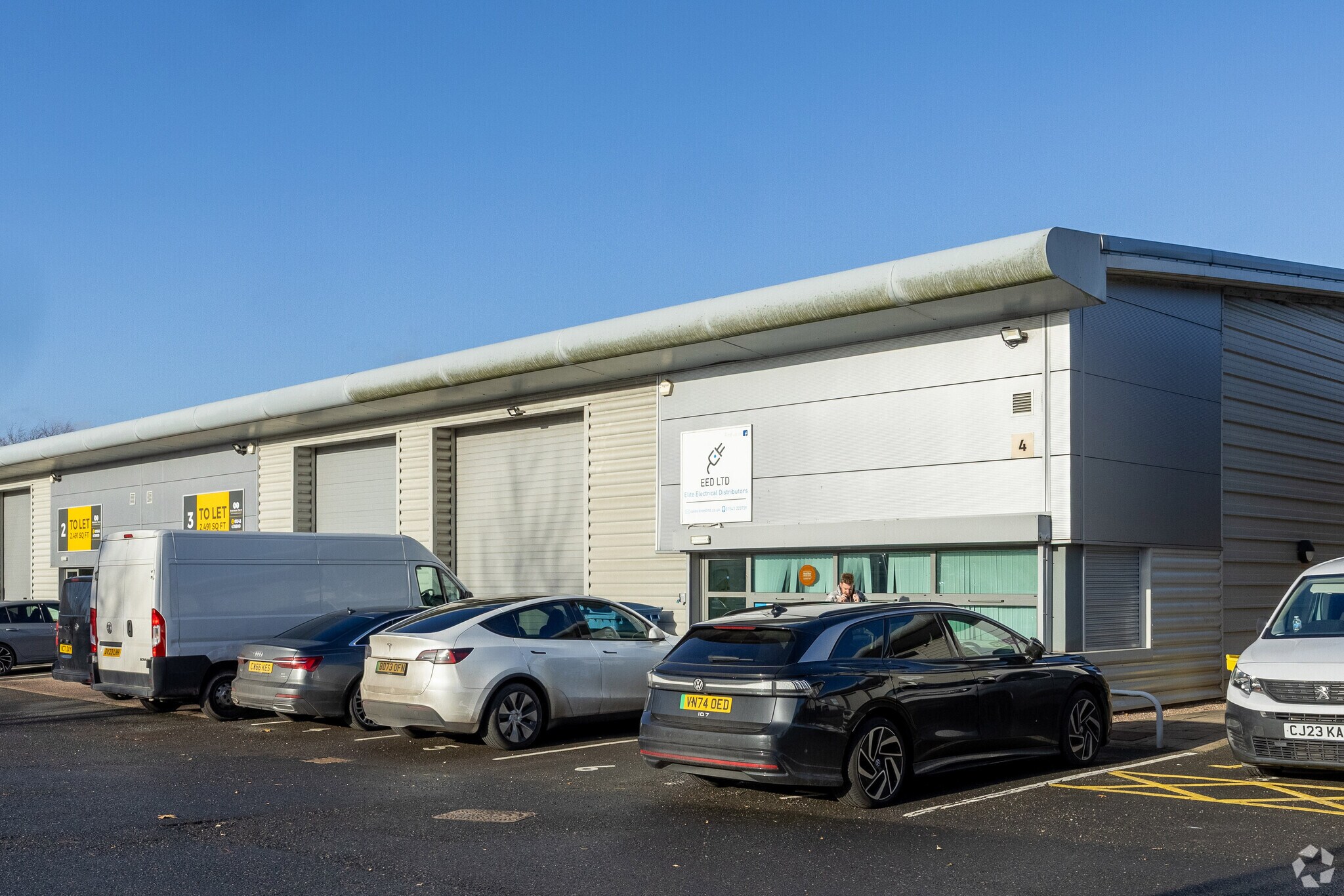 4 Keys Park Rd, Cannock to rent Primary Photo- Image 1 of 3