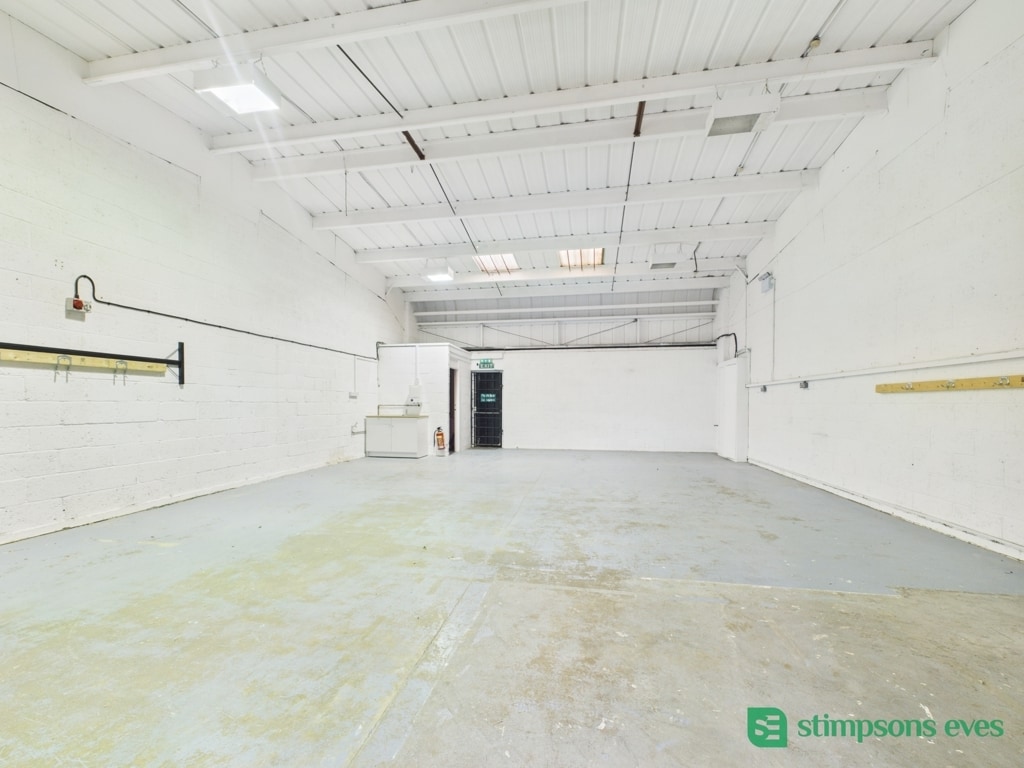60 Singer Way, Kempston to rent Interior Photo- Image 1 of 4