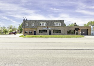 26015-26023 W Warren St, Dearborn Heights, MI for sale Building Photo- Image 1 of 1